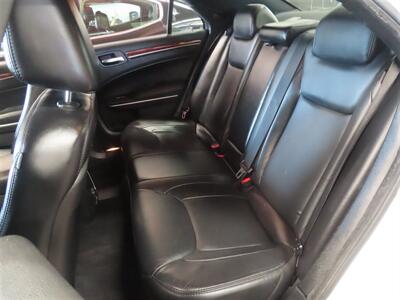 2013 Chrysler 300 Series   - Photo 9 - Costa Mesa, CA 92626