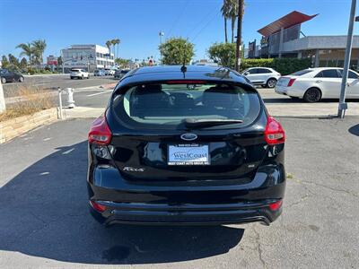 2016 Ford Focus SE   - Photo 5 - Costa Mesa, CA 92626