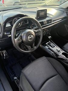 2015 Mazda Mazda3 i Sport   - Photo 4 - Costa Mesa, CA 92626