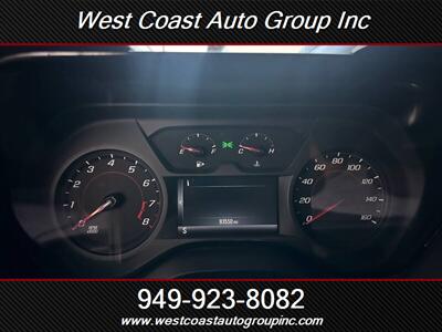 2018 Chevrolet Camaro LT   - Photo 15 - Costa Mesa, CA 92626