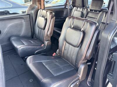 2018 Dodge Grand Caravan GT   - Photo 10 - Costa Mesa, CA 92626