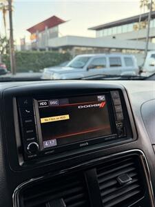 2018 Dodge Grand Caravan GT   - Photo 13 - Costa Mesa, CA 92626