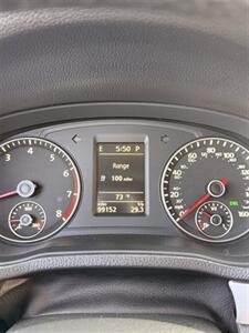 2012 Volkswagen Passat SE PZEV   - Photo 11 - Costa Mesa, CA 92626