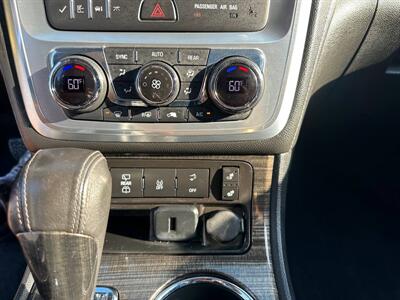 2015 GMC Acadia SLT-1   - Photo 18 - Costa Mesa, CA 92626
