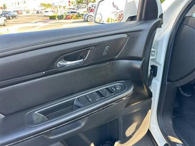 2015 GMC Acadia SLT-1   - Photo 17 - Costa Mesa, CA 92626