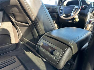 2015 GMC Acadia SLT-1   - Photo 11 - Costa Mesa, CA 92626