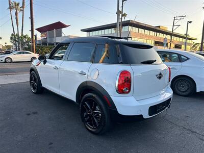 2012 MINI Cooper Countryman   - Photo 4 - Costa Mesa, CA 92626