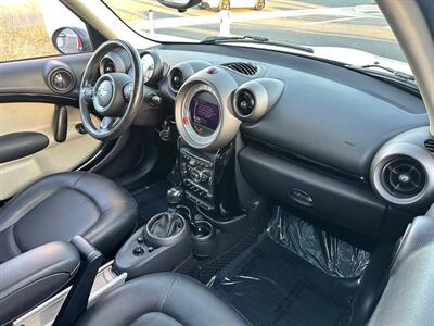 2012 MINI Cooper Countryman   - Photo 6 - Costa Mesa, CA 92626