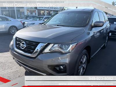 2018 Nissan Pathfinder SV   - Photo 2 - Costa Mesa, CA 92626