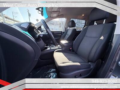 2018 Nissan Pathfinder SV   - Photo 7 - Costa Mesa, CA 92626