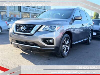 2018 Nissan Pathfinder SV   - Photo 1 - Costa Mesa, CA 92626