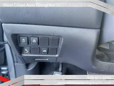 2018 Nissan Pathfinder SV   - Photo 16 - Costa Mesa, CA 92626