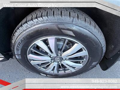 2018 Nissan Pathfinder SV   - Photo 23 - Costa Mesa, CA 92626