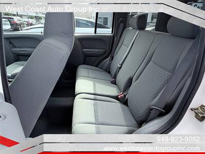 2007 Jeep Liberty Sport   - Photo 11 - Costa Mesa, CA 92626