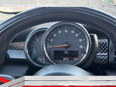 2017 MINI Hardtop 4 Door Cooper S   - Photo 13 - Costa Mesa, CA 92626