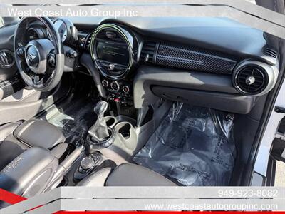2017 MINI Hardtop 4 Door Cooper S   - Photo 8 - Costa Mesa, CA 92626