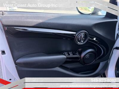 2017 MINI Hardtop 4 Door Cooper S   - Photo 12 - Costa Mesa, CA 92626