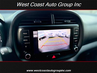 2022 Kia Soul LX   - Photo 22 - Costa Mesa, CA 92626
