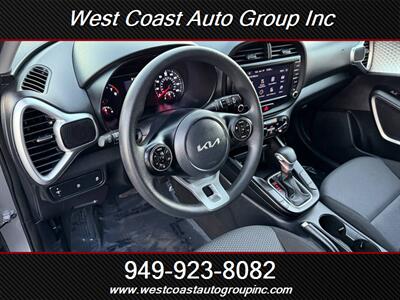 2022 Kia Soul LX   - Photo 7 - Costa Mesa, CA 92626