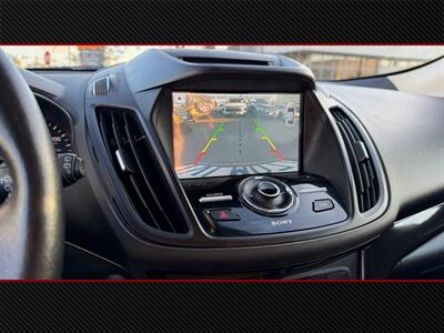 2017 Ford Escape Titanium   - Photo 13 - Costa Mesa, CA 92626