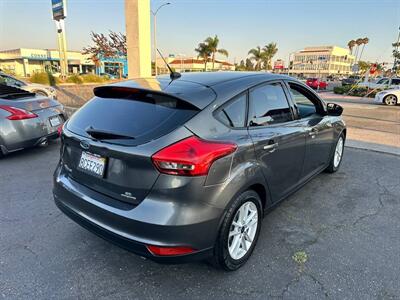2016 Ford Focus SE   - Photo 3 - Costa Mesa, CA 92626