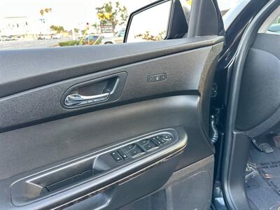 2011 GMC Acadia Denali   - Photo 17 - Costa Mesa, CA 92626