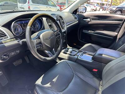 2016 Chrysler 300C   - Photo 8 - Costa Mesa, CA 92626