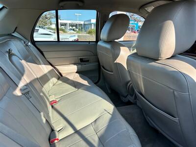 2011 Ford Crown Victoria LX   - Photo 9 - Costa Mesa, CA 92626