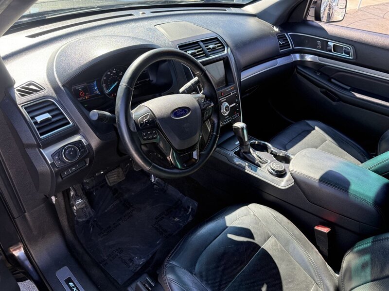 2017 Ford Explorer Sport photo 4