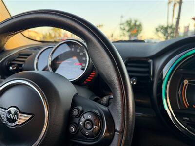 2017 MINI Clubman Cooper   - Photo 12 - Costa Mesa, CA 92626