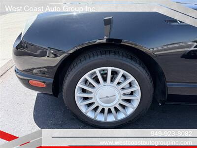 2004 Ford Thunderbird Deluxe - Photo 18 - Costa Mesa, CA 92626
