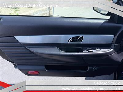 2004 Ford Thunderbird Deluxe - Photo 16 - Costa Mesa, CA 92626
