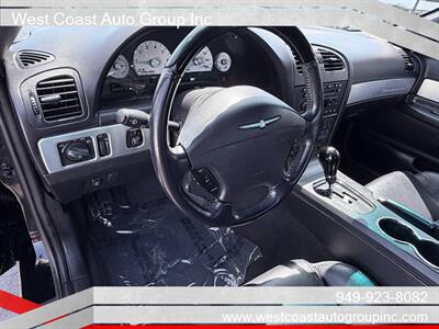 2004 Ford Thunderbird Deluxe - Photo 10 - Costa Mesa, CA 92626