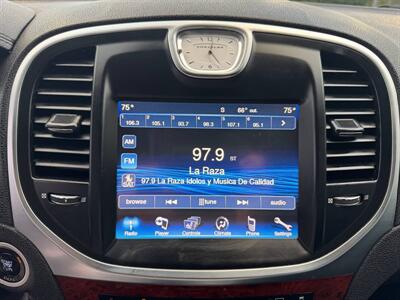 2014 Chrysler 300 Series - Photo 16 - Costa Mesa, CA 92626