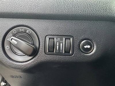 2014 Chrysler 300 Series - Photo 23 - Costa Mesa, CA 92626