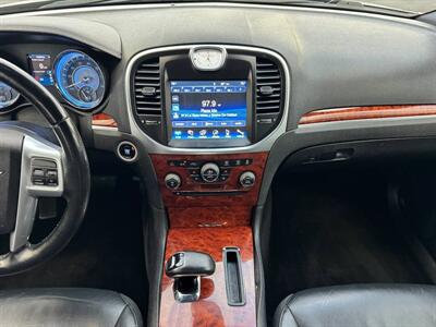 2014 Chrysler 300 Series - Photo 13 - Costa Mesa, CA 92626