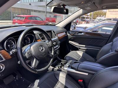 2013 Mercedes-Benz GL 450 4MATIC   - Photo 13 - Costa Mesa, CA 92626