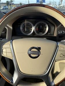 2013 Volvo XC60 T6 R-Design Platinum   - Photo 10 - Costa Mesa, CA 92626