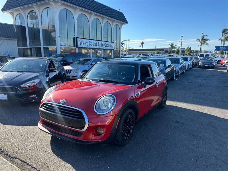 2017 MINI Hardtop 2 Door Cooper  