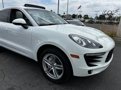 2016 Porsche Macan S   - Photo 35 - Costa Mesa, CA 92626
