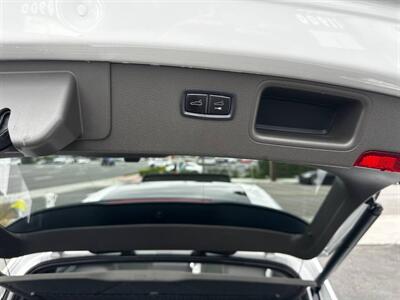 2016 Porsche Macan S   - Photo 38 - Costa Mesa, CA 92626