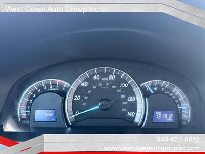 2013 Toyota Camry SE   - Photo 14 - Costa Mesa, CA 92626