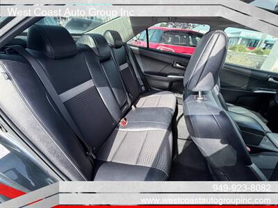 2013 Toyota Camry SE   - Photo 10 - Costa Mesa, CA 92626