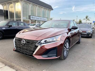 2024 Nissan Altima 2.5 SV - Photo 1 - Costa Mesa, CA 92626