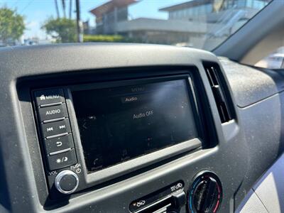 2021 Nissan NV200 SV   - Photo 16 - Costa Mesa, CA 92626