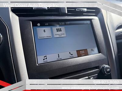 2017 Ford Fusion SE   - Photo 15 - Costa Mesa, CA 92626