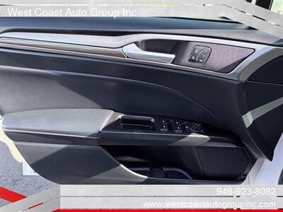 2017 Ford Fusion SE   - Photo 16 - Costa Mesa, CA 92626