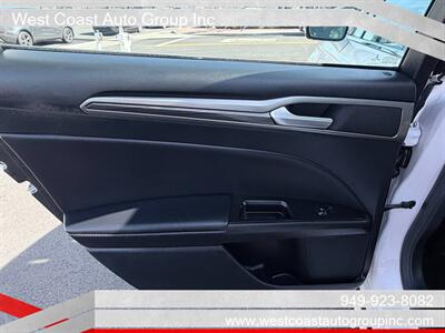 2017 Ford Fusion SE   - Photo 17 - Costa Mesa, CA 92626