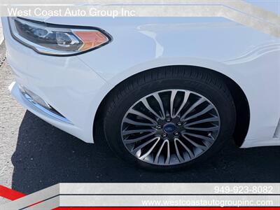 2017 Ford Fusion SE   - Photo 22 - Costa Mesa, CA 92626