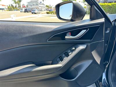 2016 Mazda Mazda3 i Sport   - Photo 14 - Costa Mesa, CA 92626